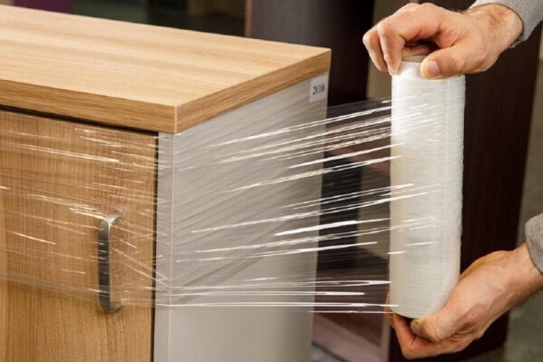 pakowanie, załadunek i transport mebli